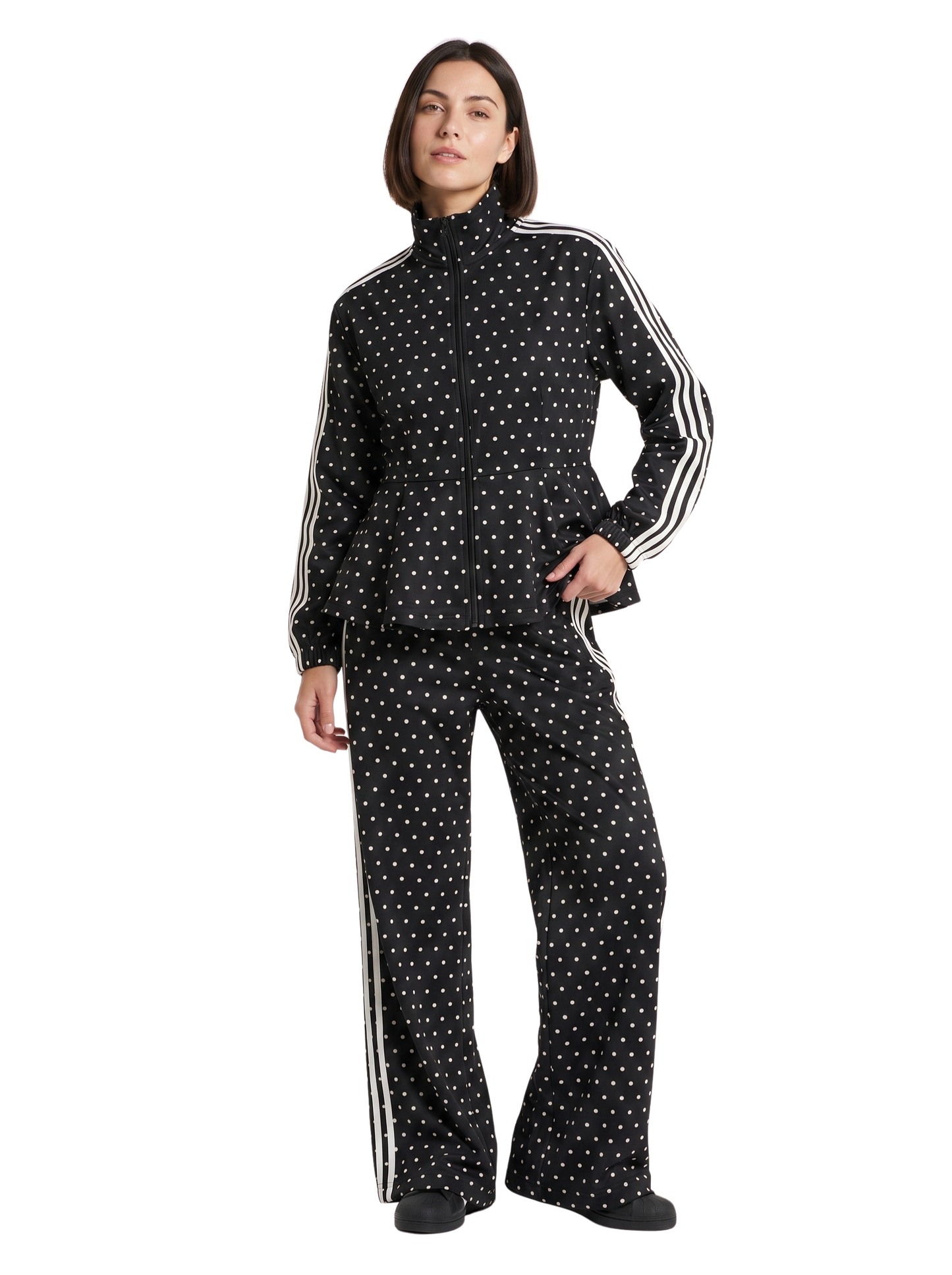 Conjunto deportivo de lunares
